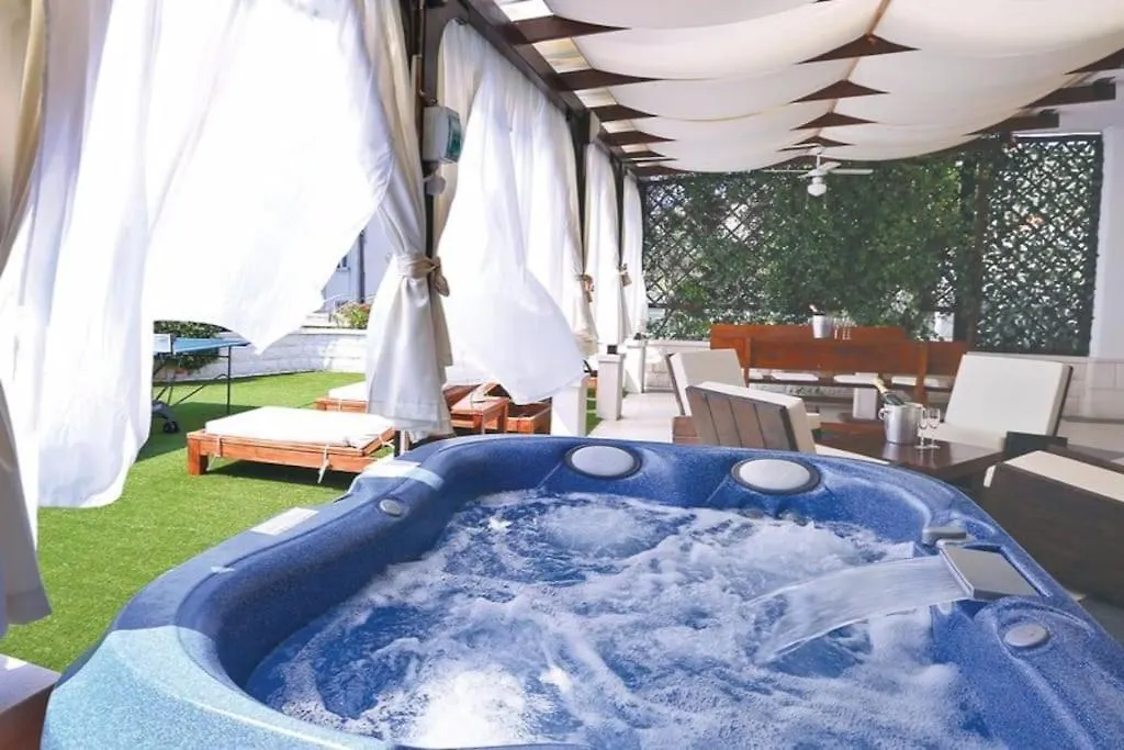 Holiday Apartment Capeta location